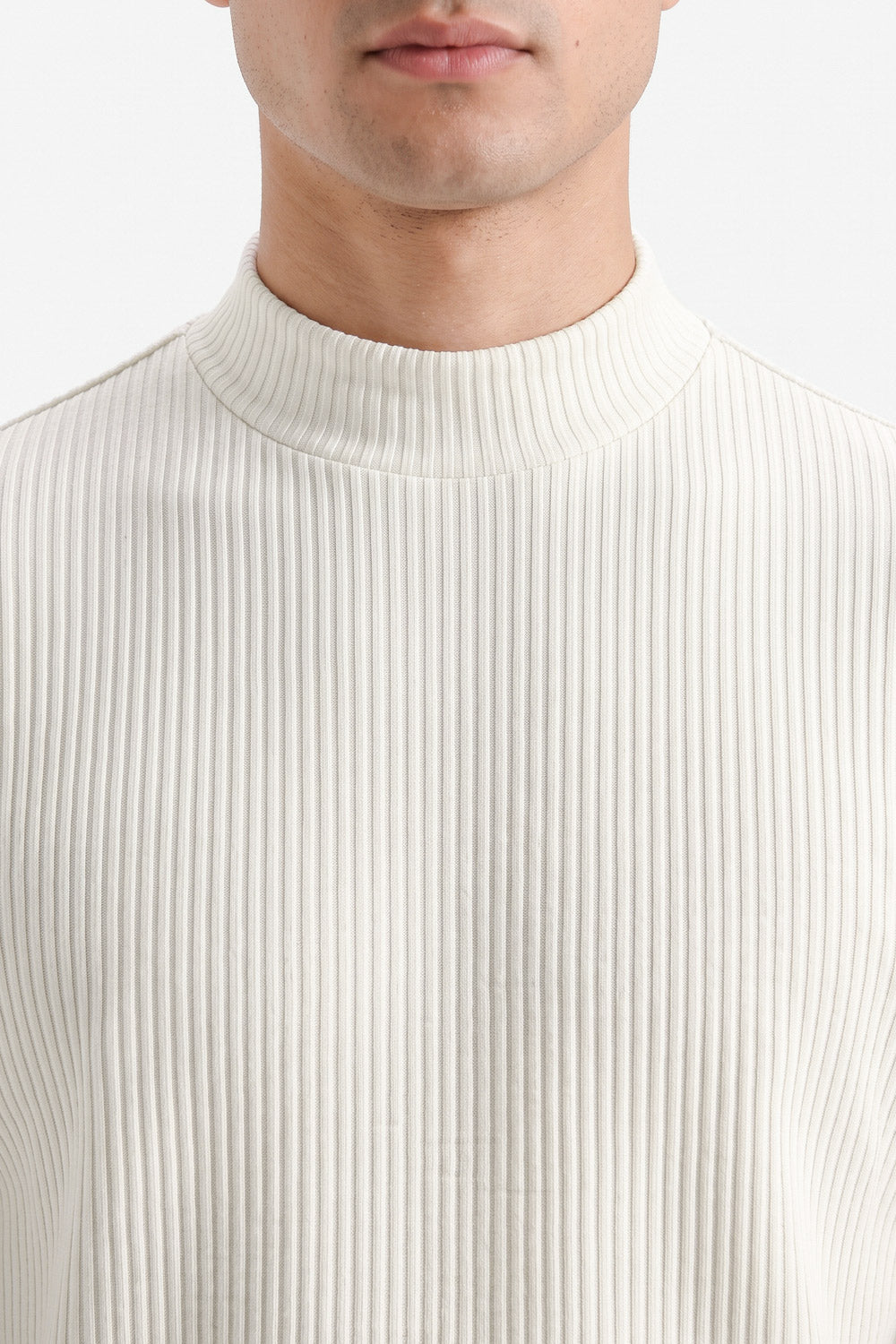 MOCK NECK TOP