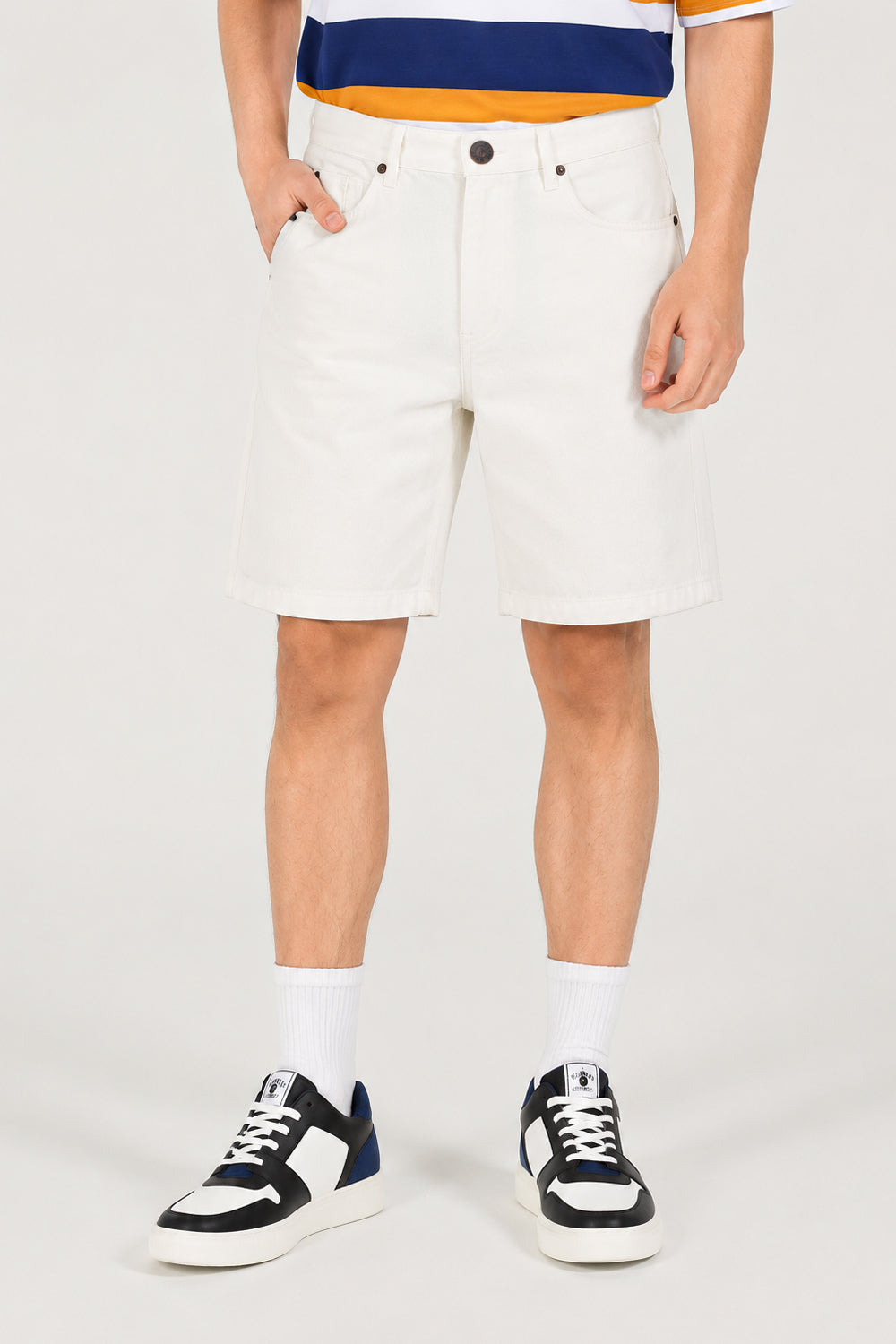 TRENDY SHORT