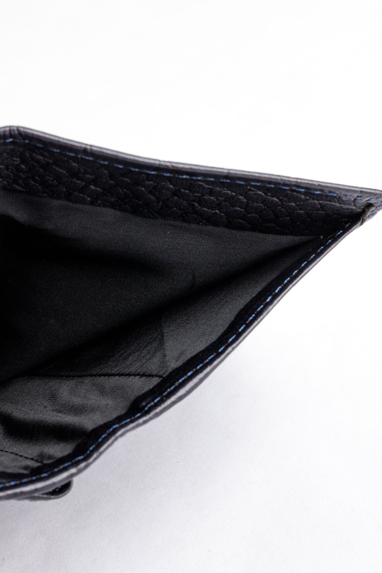 Men's Croc-Embossed Leather Wallet