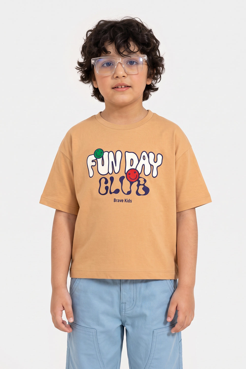 FUN DAY CLUB GRAPHIC TEE