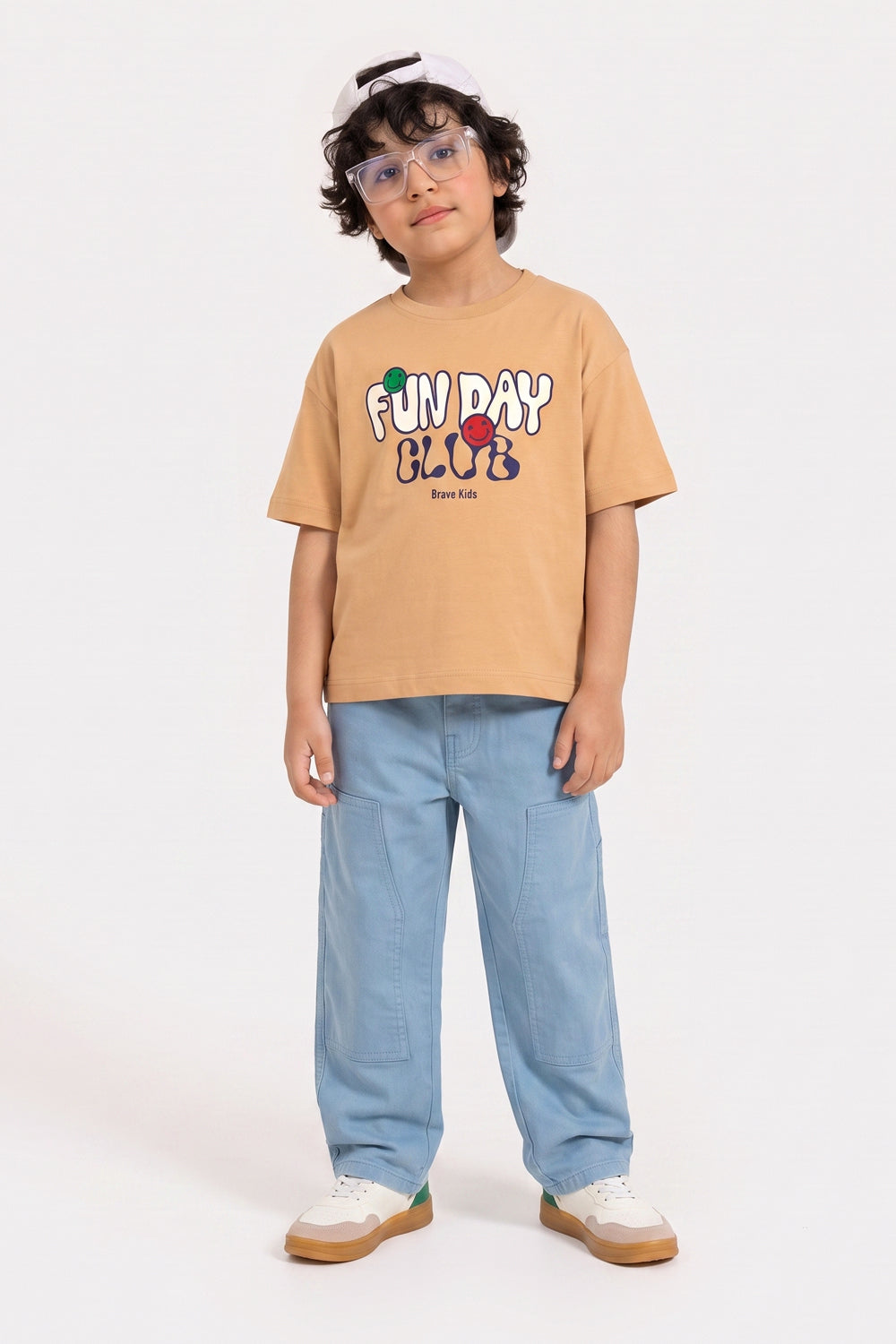 FUN DAY CLUB GRAPHIC TEE