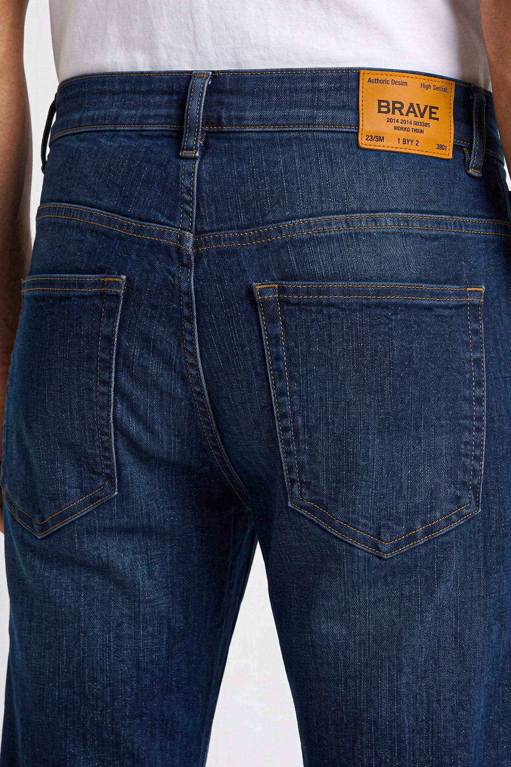 BOOTCUT FIT DENIM