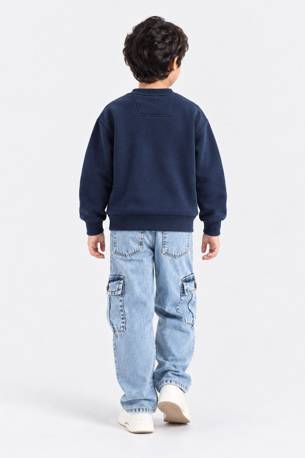 BOXY FIT SWEATSHIRT