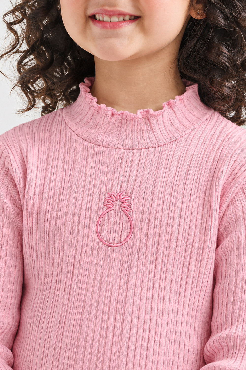 EMBROIDERED RIBBED TOP