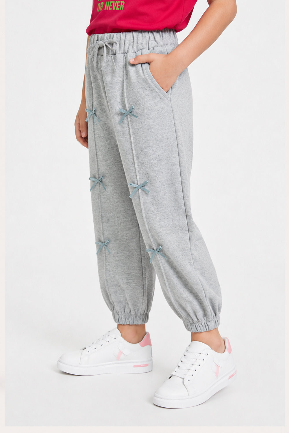 LOOSE FIT TROUSER