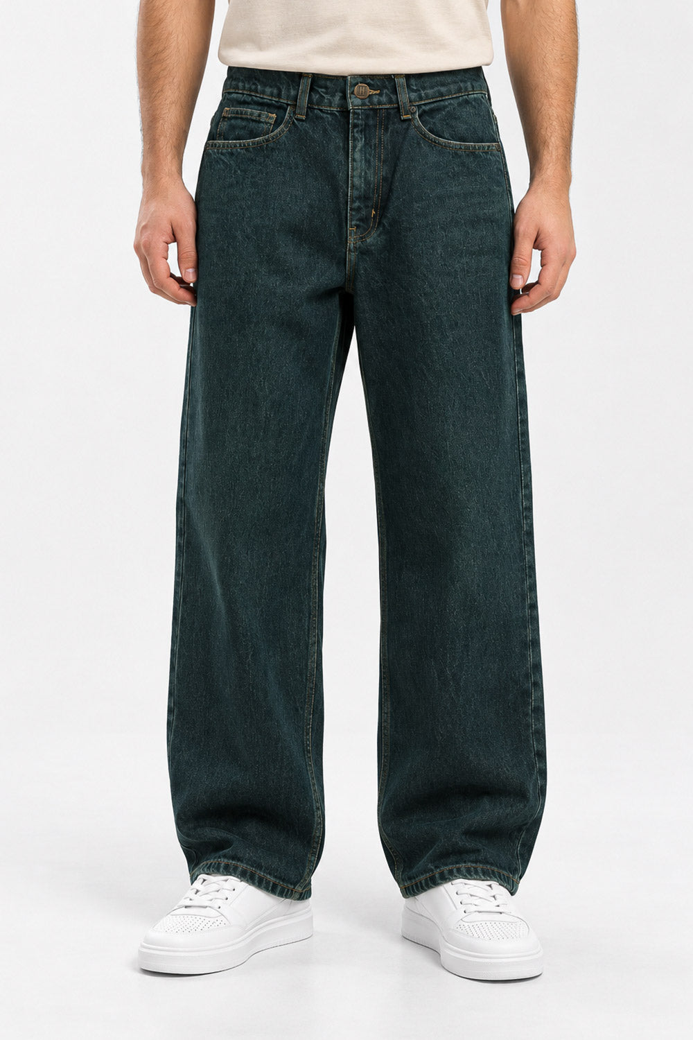 WIDE LEG FIT  DENIM