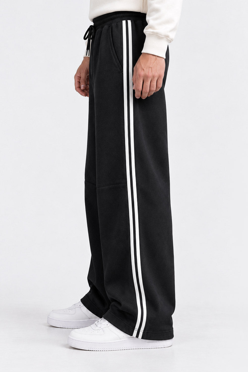 CONTRAST TAPE BAGGY FIT TROUSER