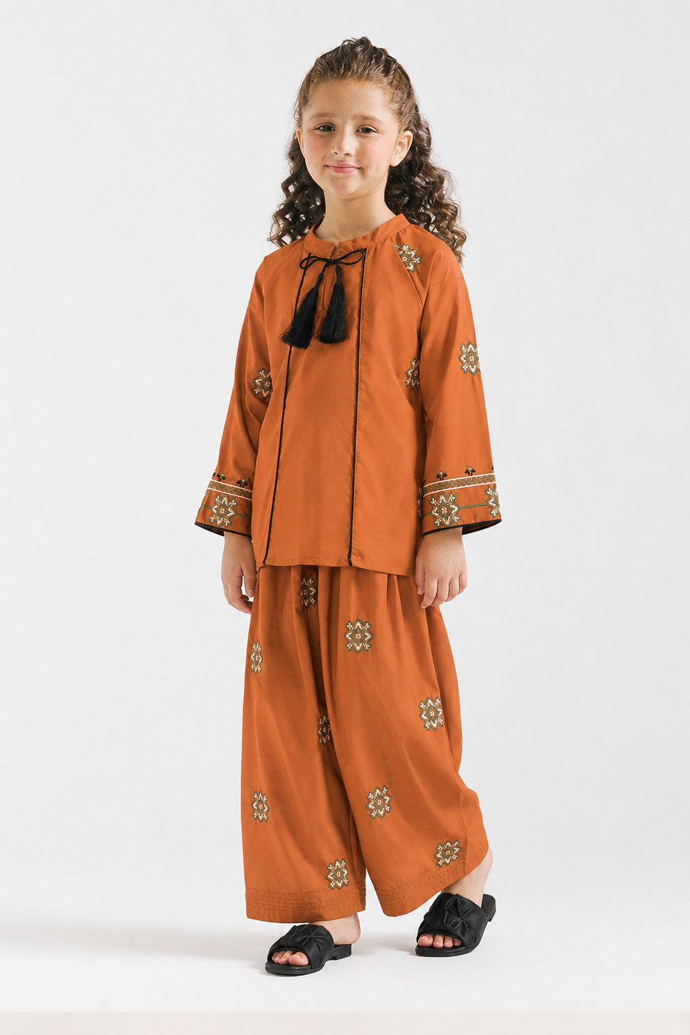 Girls' Rust Embroidered Tassel Set
