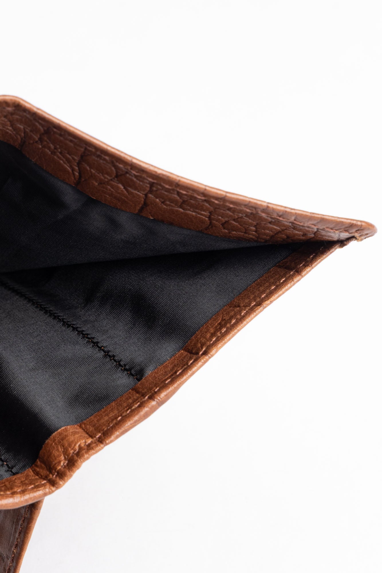 Men's Croc-Embossed Leather Wallet