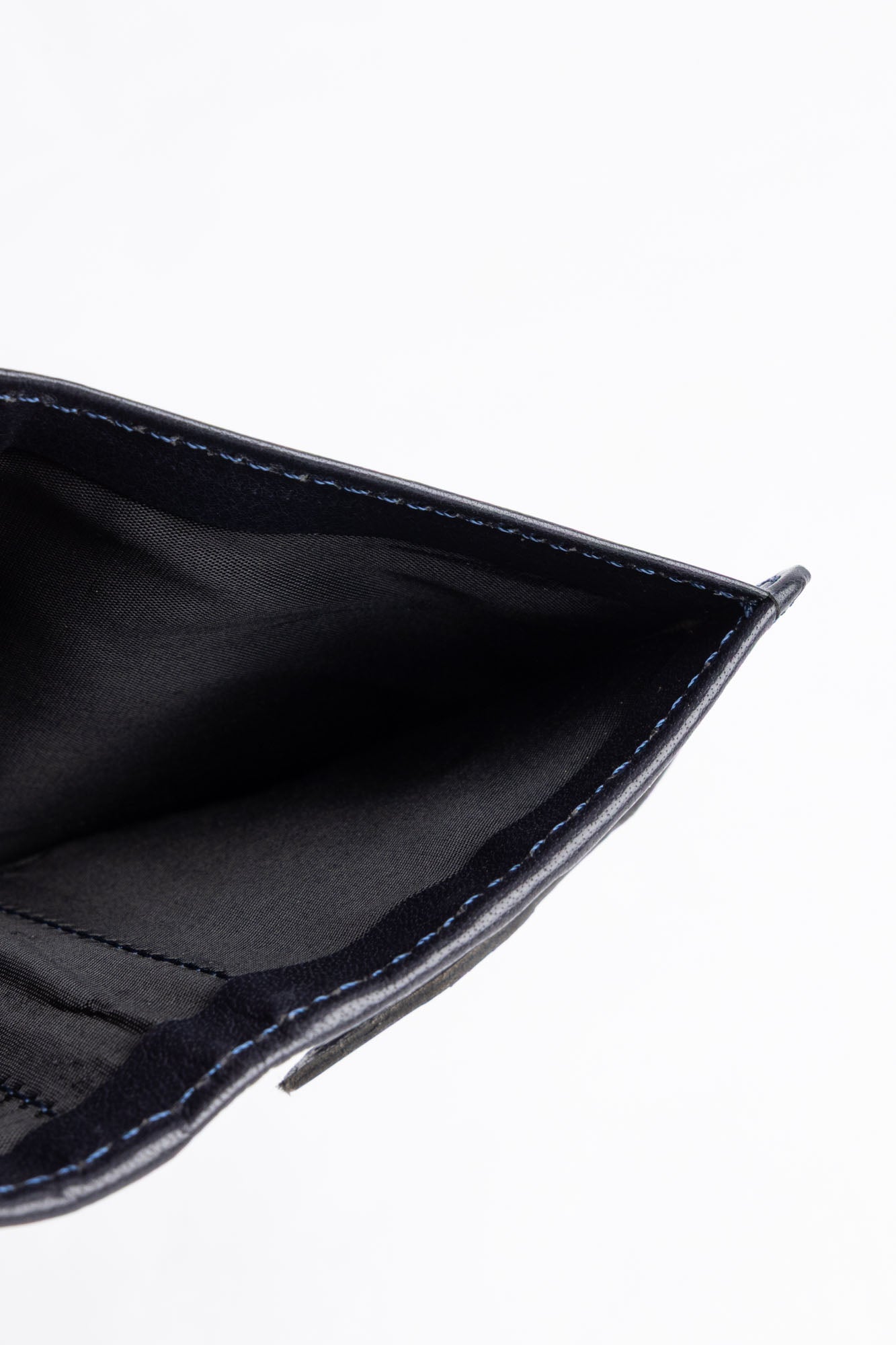 Men's Buckled Strap Leather Wallet
