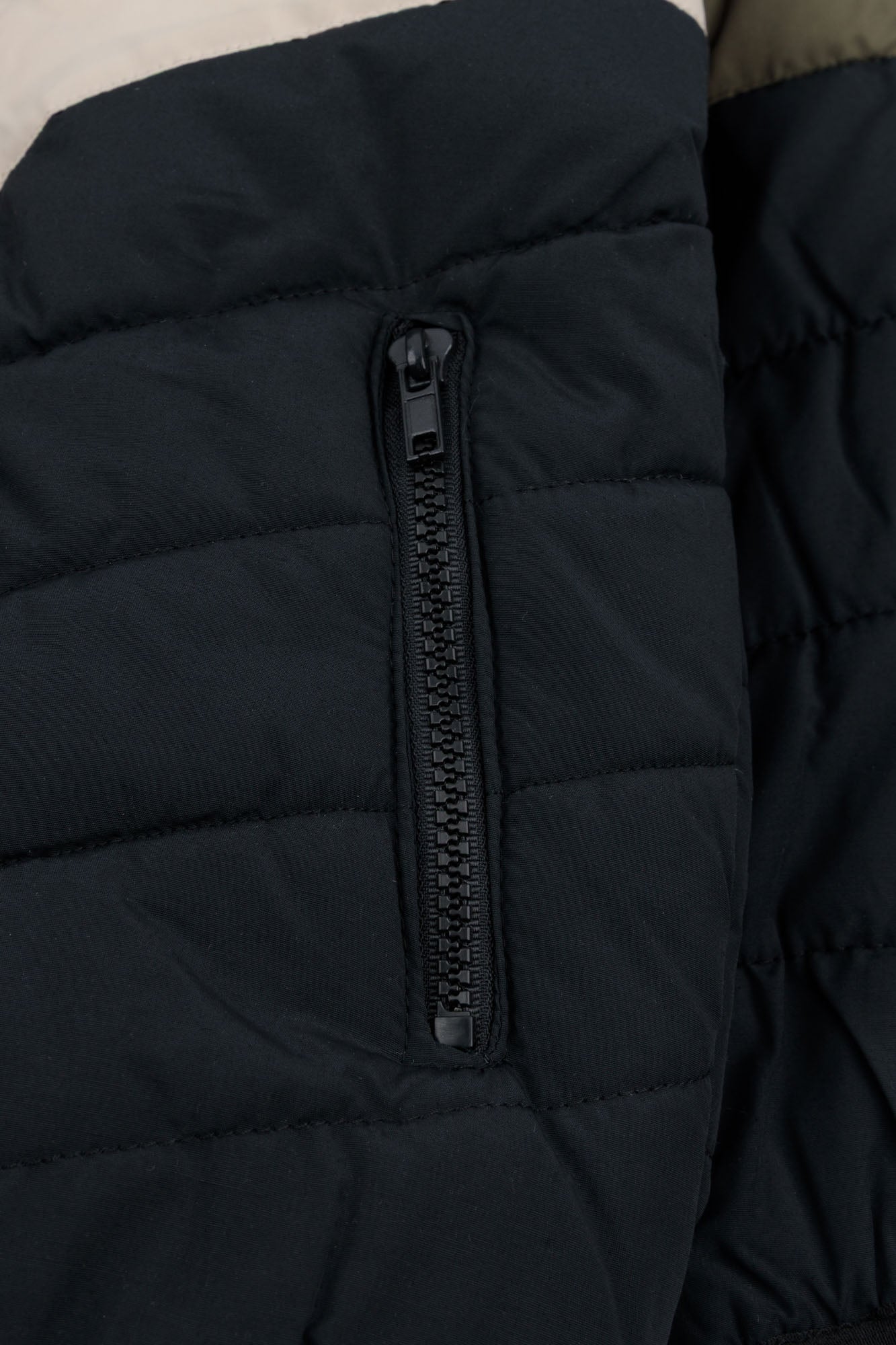 Spiderman Sleeveless Puffer Jacket