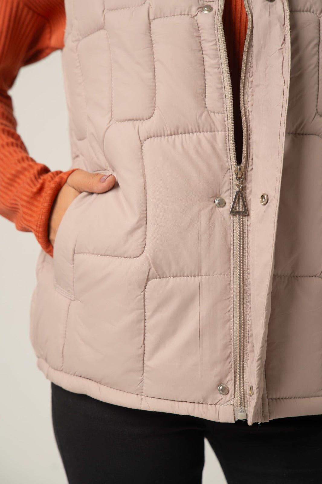 Quilted Sleeveless Puffer Jacket