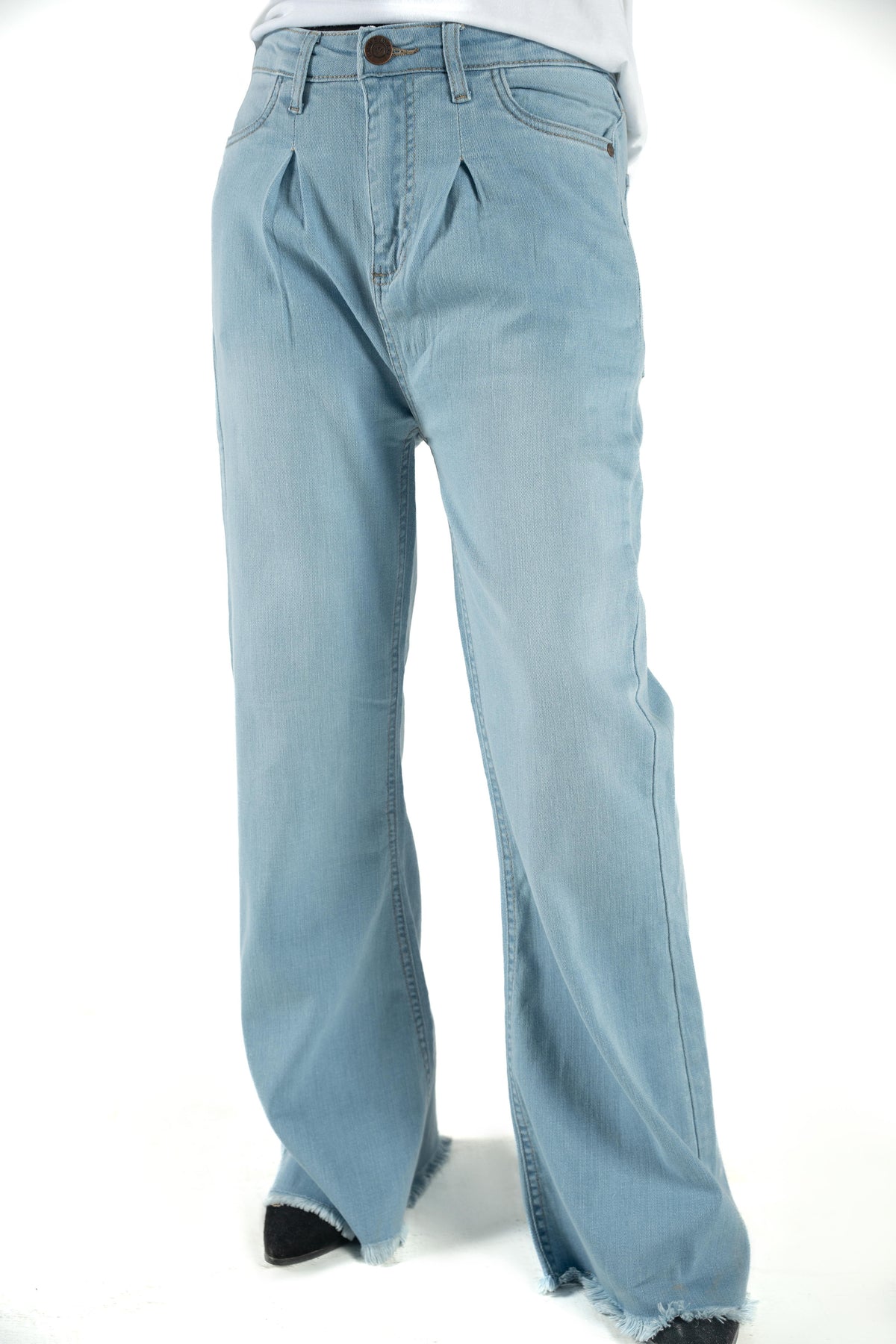 Women's Wide-Leg Raw Edge Denim