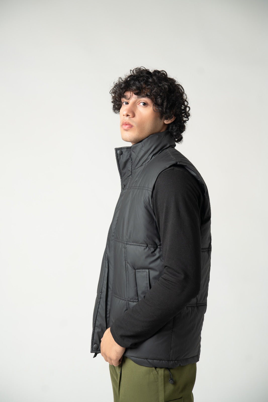 Black Sleeveless Puffer Jacket